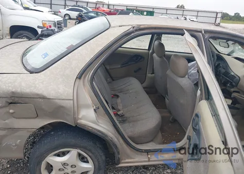 2001 Chevrolet Cavalier from USA, damaged, VIN 1G1JC524217102149